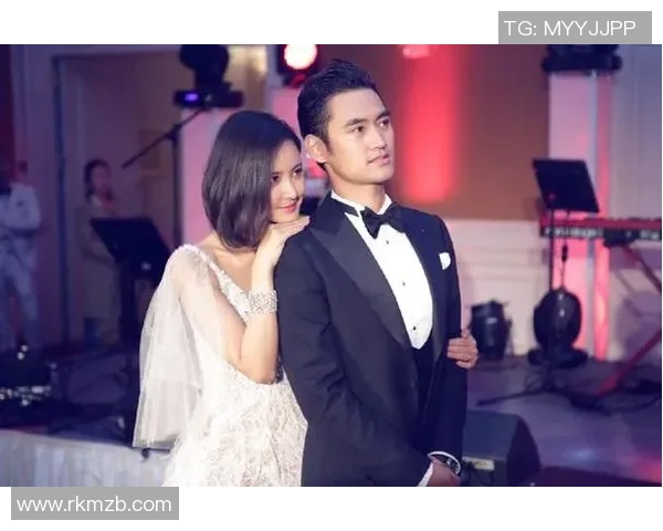 足球明星模范夫妻揭秘他们的爱情故事与成功秘诀 足球明星模范夫妻揭秘他们的爱情故事与成功秘诀